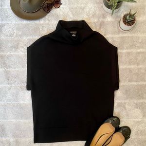 ✴️50% off - Club Monaco Abhy Sweater